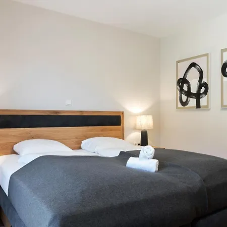 Appartement Dachstein West - Traumhafte Mit Garten Und Terrasse