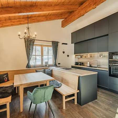 Appartement Dachstein West - Traumhafte Mit Garten Und Terrasse *