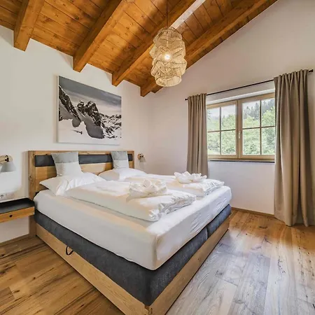 Dachstein West - Traumhafte Mit Garten Und Terrasse Appartement