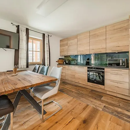 Appartement Dachstein West - Traumhafte Mit Garten Und Terrasse Russbach am Pass Gschütt