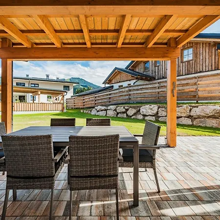 Appartement Dachstein West - Traumhafte Mit Garten Und Terrasse